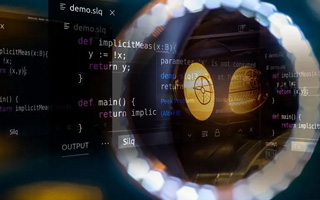 乌海 api php源码,下载的php源码怎么运行呢？